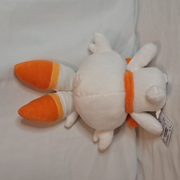 Pokemon - Scorbunny Plushie - Picture 2 of 2